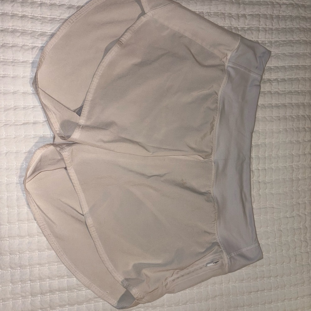 Outdoor Voices Hudson 2.5” Shorts